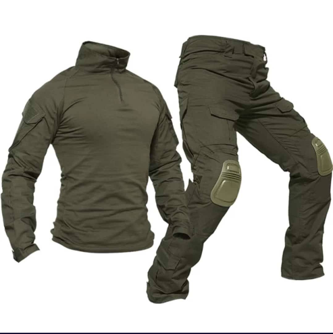 Outdoor Uniform Set For Men With Knee Pads